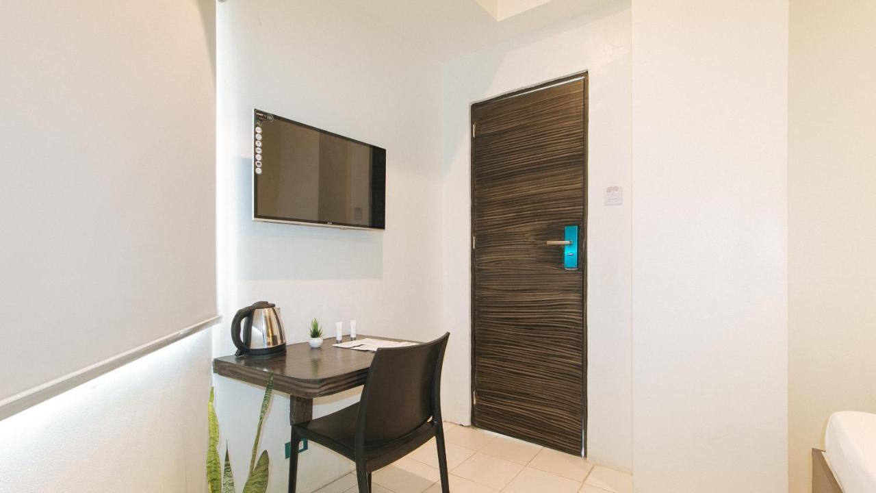 Urbanview At San Antonio'S Place Sampaloc Manila Eksteriør bilde