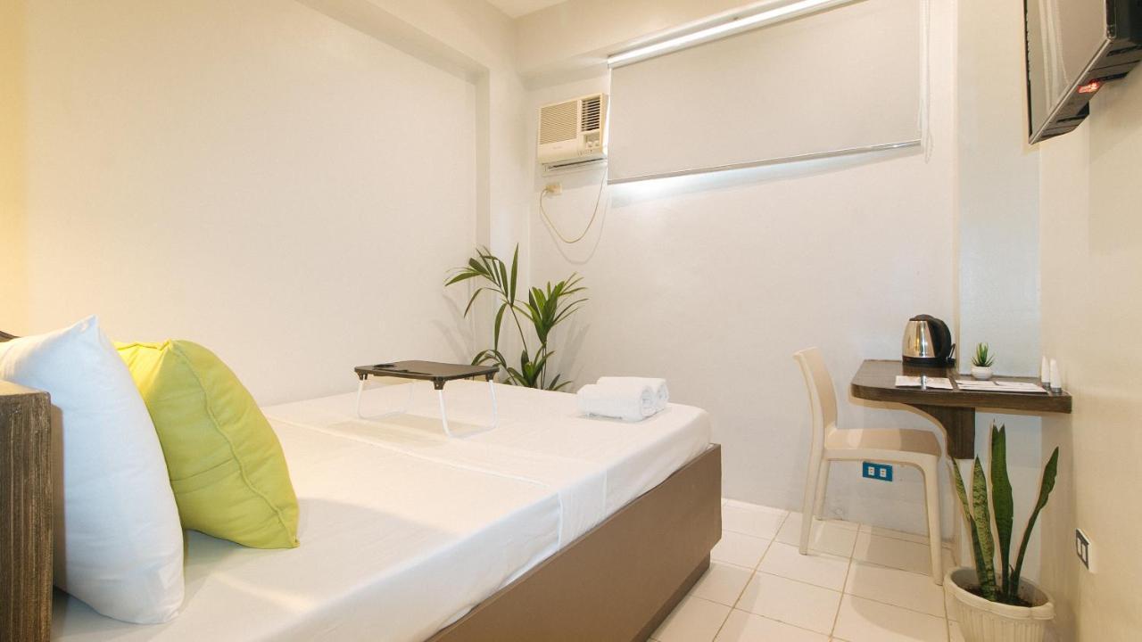Urbanview At San Antonio'S Place Sampaloc Manila Eksteriør bilde